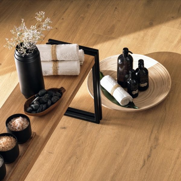Entice Pale Oak Natural