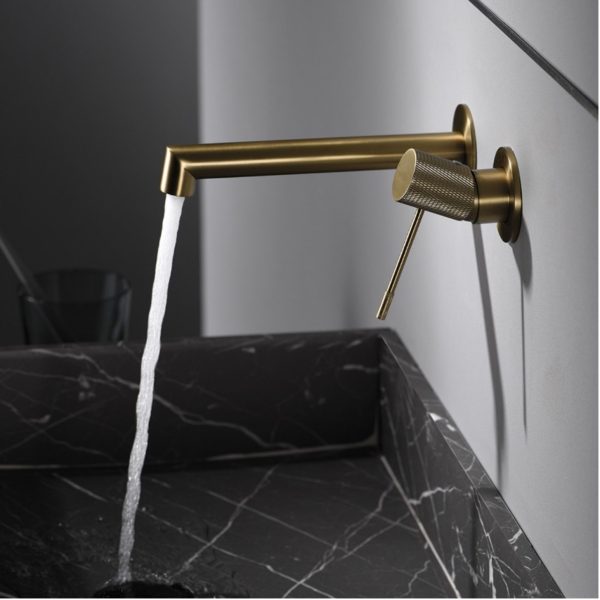 Baterie lavoar ptr perete Line Gold